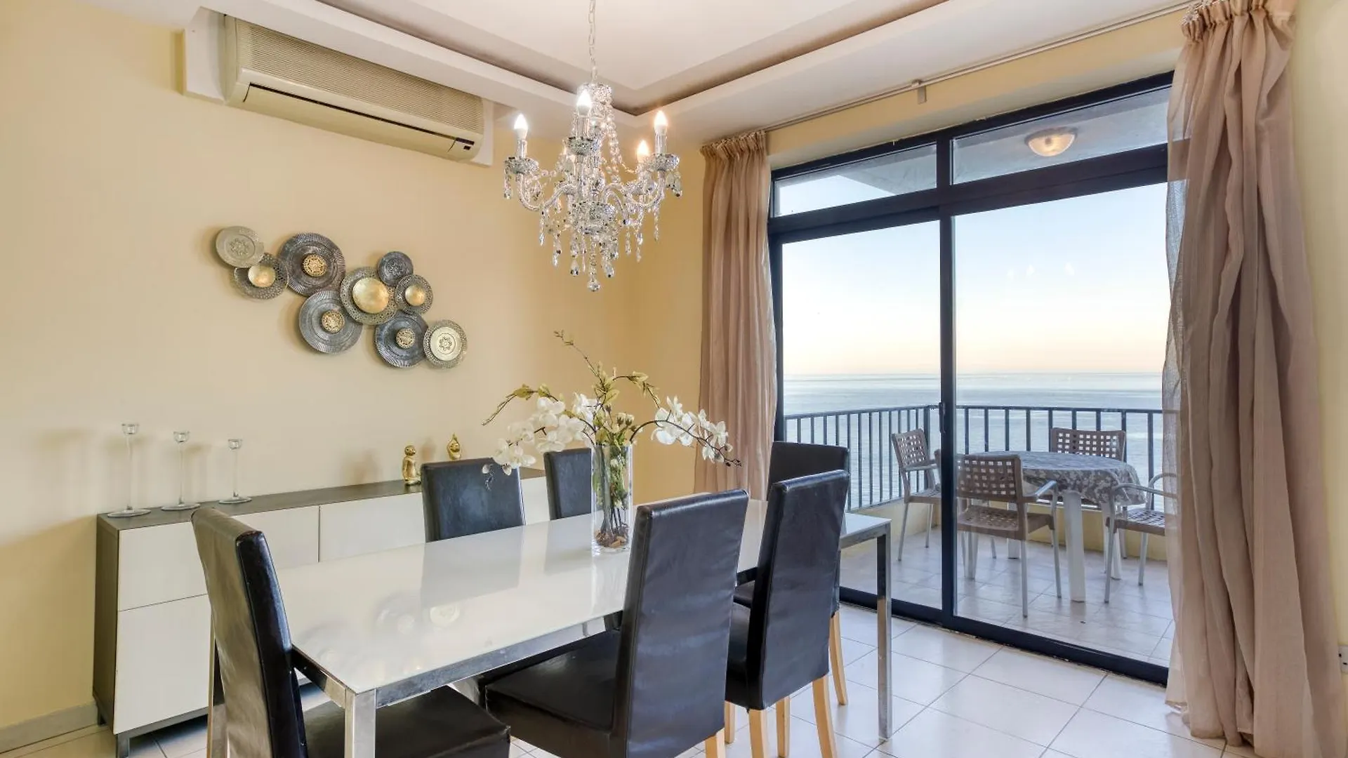 Seafront Sliema Apartment With Balcony & Sea Views By Jl