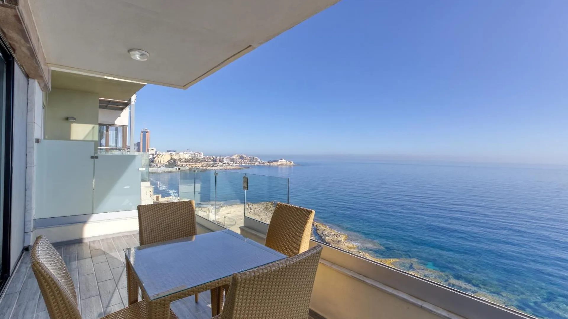 Seafront Sliema Apartment With Balcony & Sea Views By Jl Malte