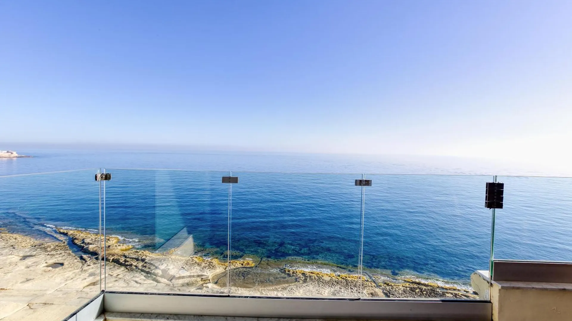 Seafront Sliema Apartment With Balcony & Sea Views By Jl