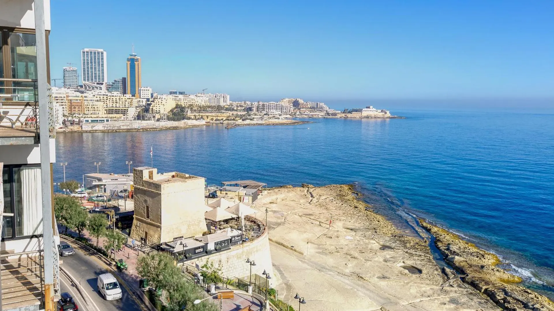 Seafront Sliema Apartment With Balcony & Sea Views By Jl